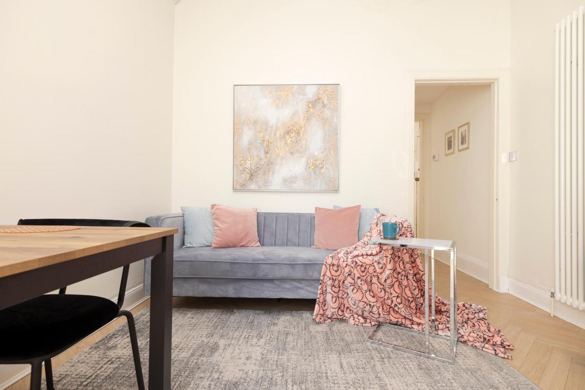 Ferienwohnung Joivy Modern Flat In City Centre - For Up To 3 Guests Edinburgh Exterior foto